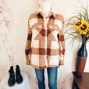 Abercrombie & Fitch Oversized Plaid Shacket Barn Jacket Soft Fleece Lined Warm